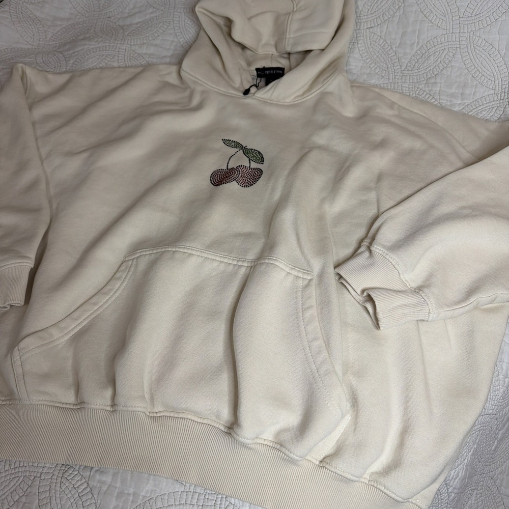 Pretty Little Thing Soft Hoodie Women's XL Cropped Ivory Cherry Rhinestone